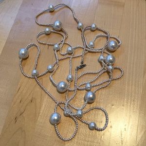 Xtra Long Pearly Necklace to loop around multi ball style clasp close Costume